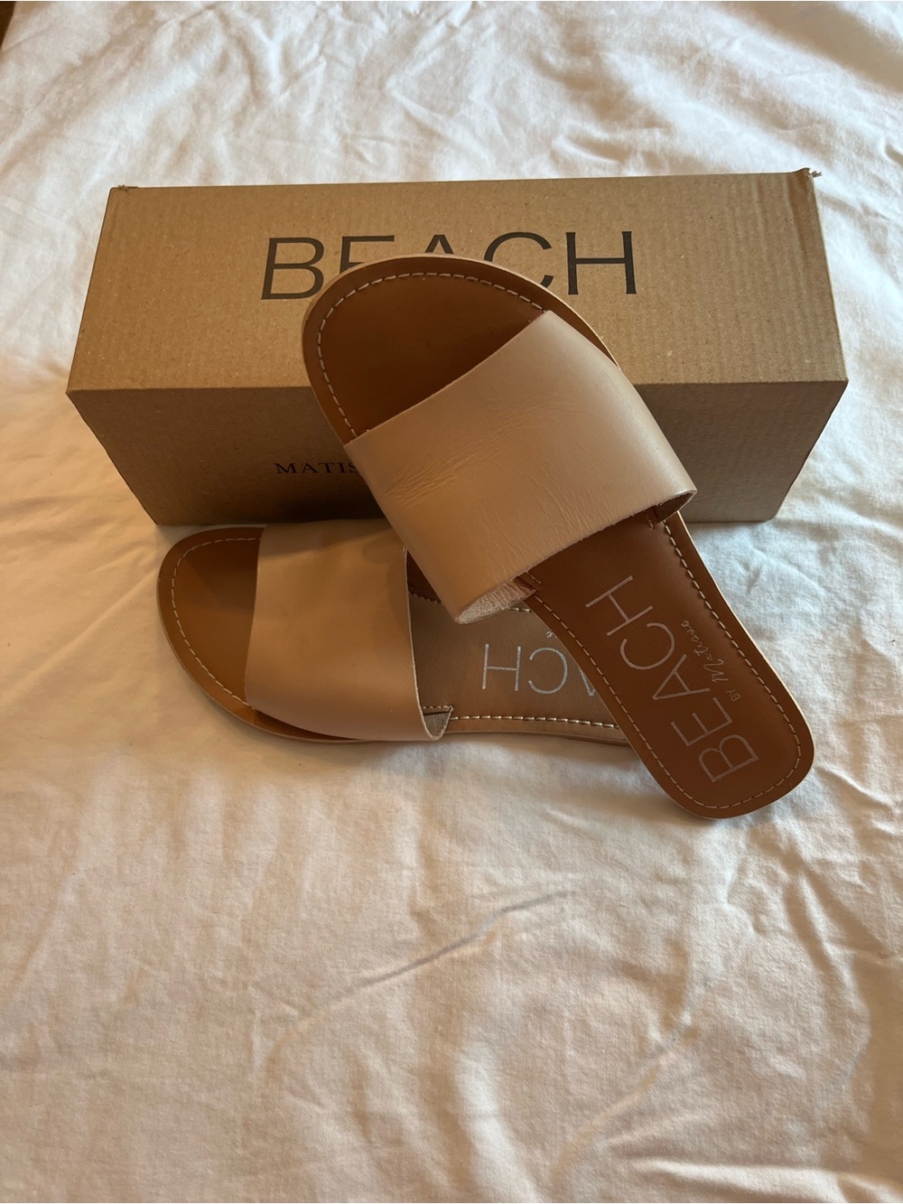 Beach by Matisse Women's Tan Slide Sandals, Size 8